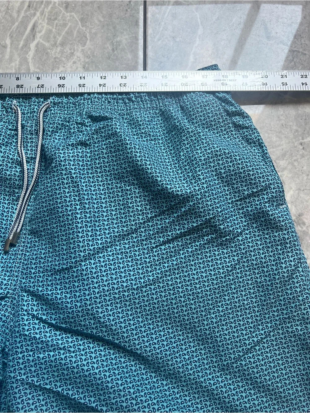 Peter Millar Mens Swim Trunks Board Shorts Blue Geometric Paisley Swimwear Sz XL